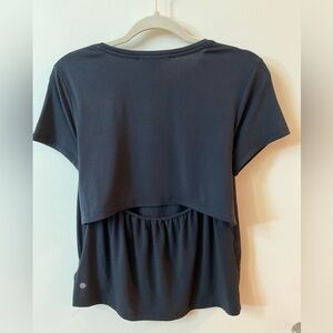 Athleta Open Back Tee in Black Size Small